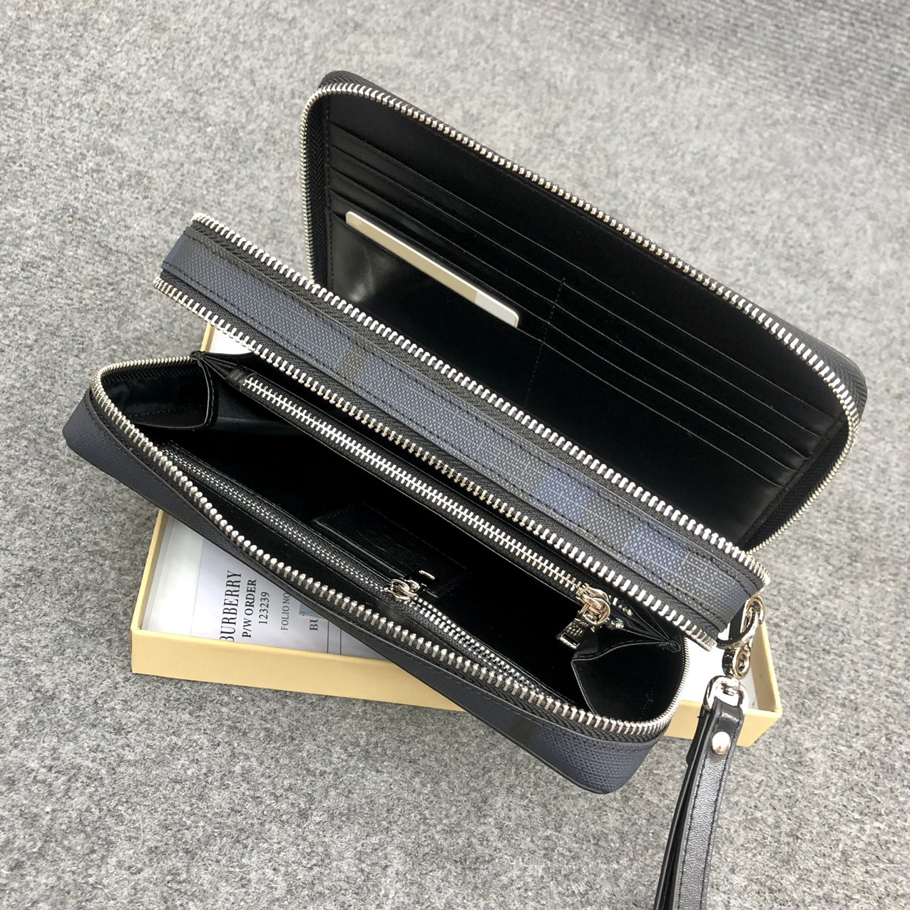 z3960844407506_fa156c7f128028c5f250684fd7fbf07b