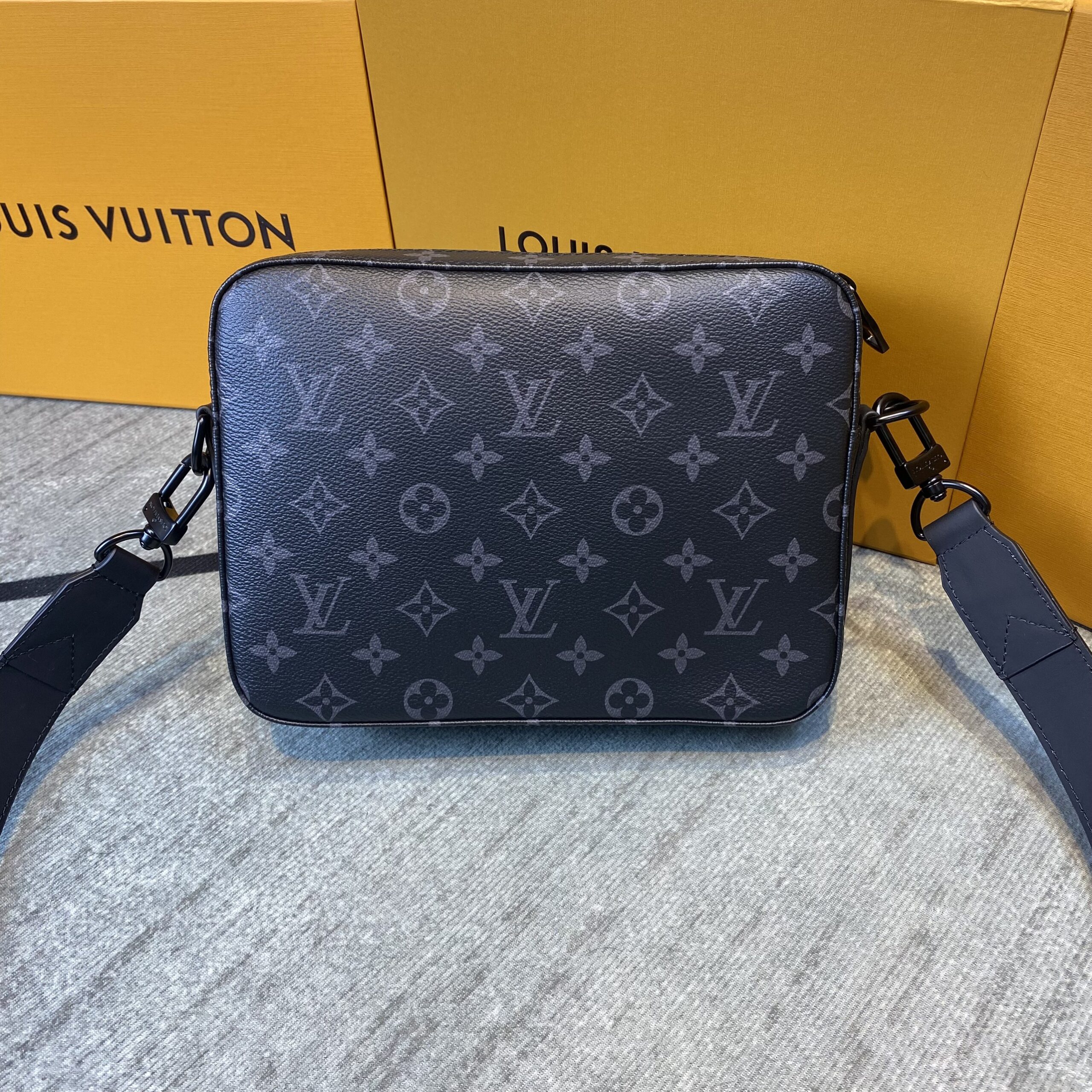 z4217601516386_07b926a1ebbcd68fa4341e634be1fd9f